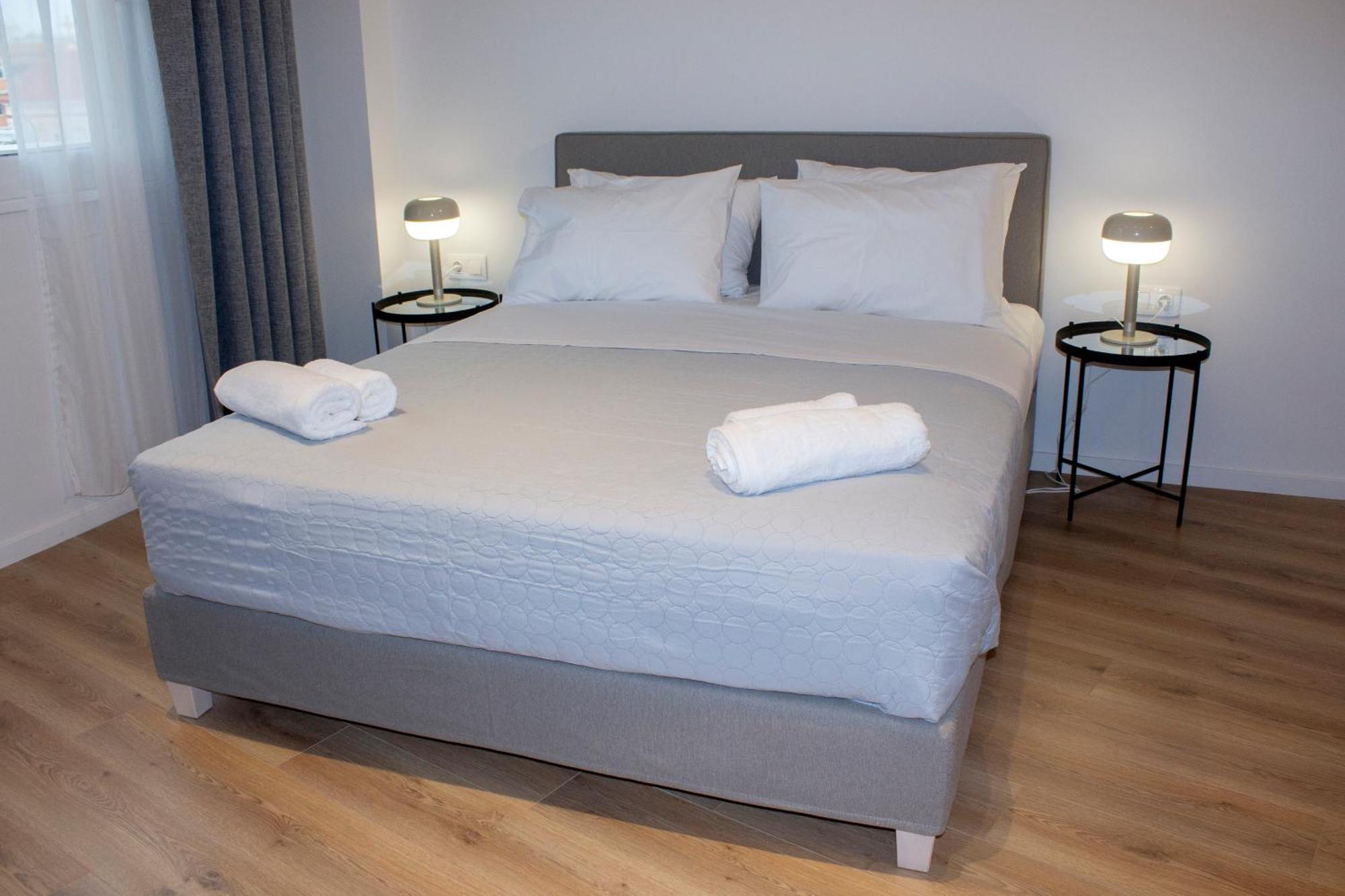 Frinely Apartments Афины Экстерьер фото