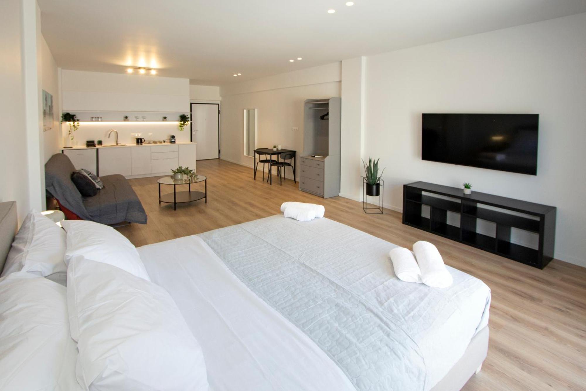 Frinely Apartments Афины Экстерьер фото
